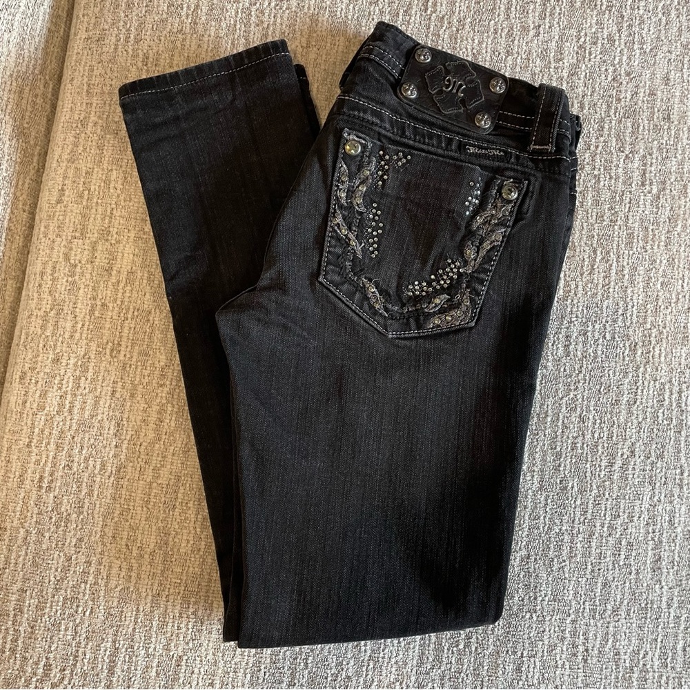 Miss Me skinny jeans, size 27